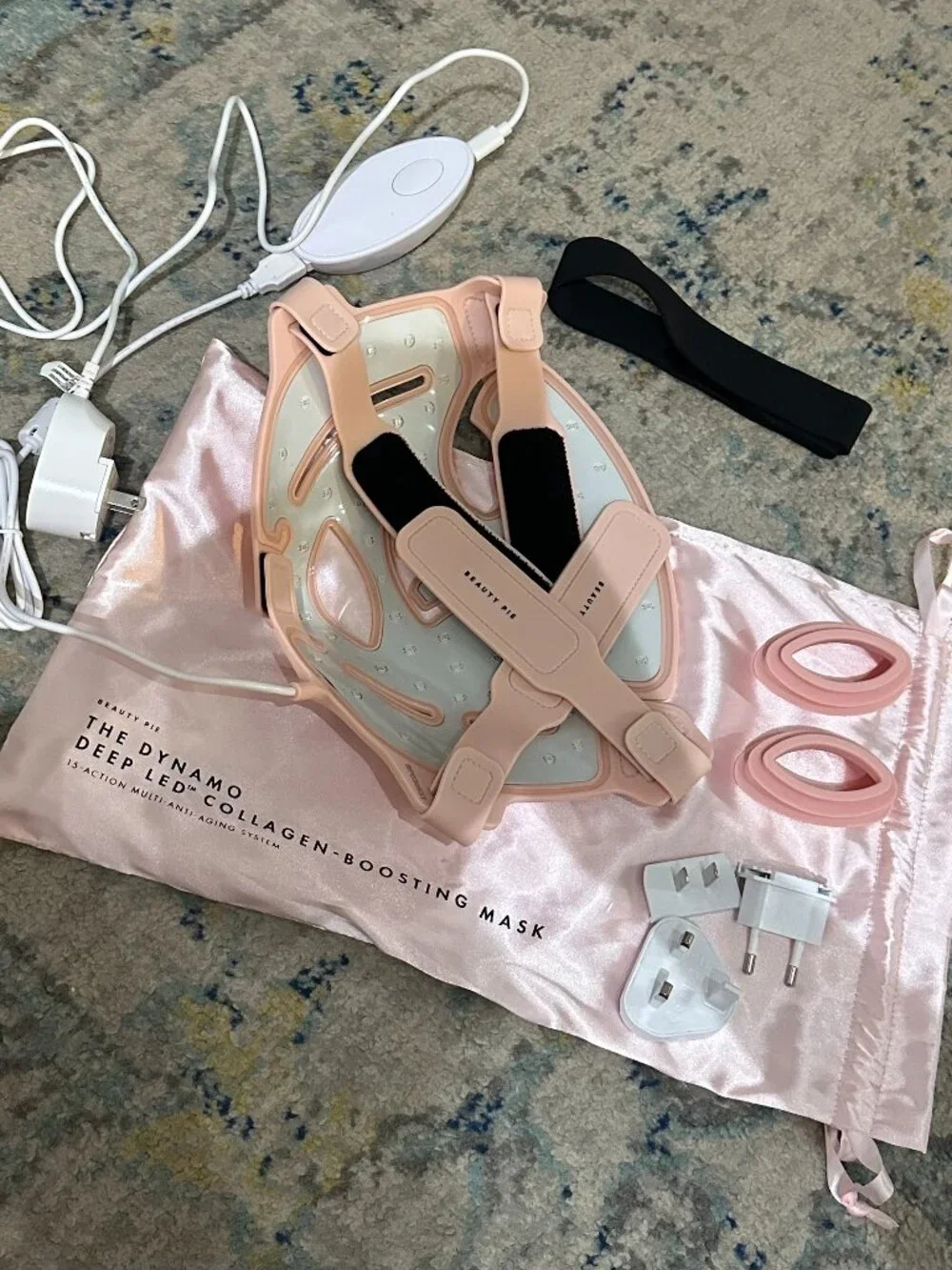 Beauty Pie C-Wave Light Facial Dual Light LED Treatment Mask